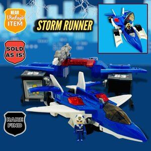 Tomica Hyper Blue Police Series Stormrunner with Pilot! Please Read Description!
